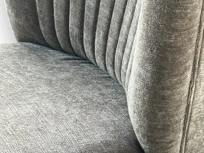 Fotoliu Mike Low - disponibil pe stoc